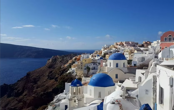Santorini Instagram highlights half-day tour - Image 2